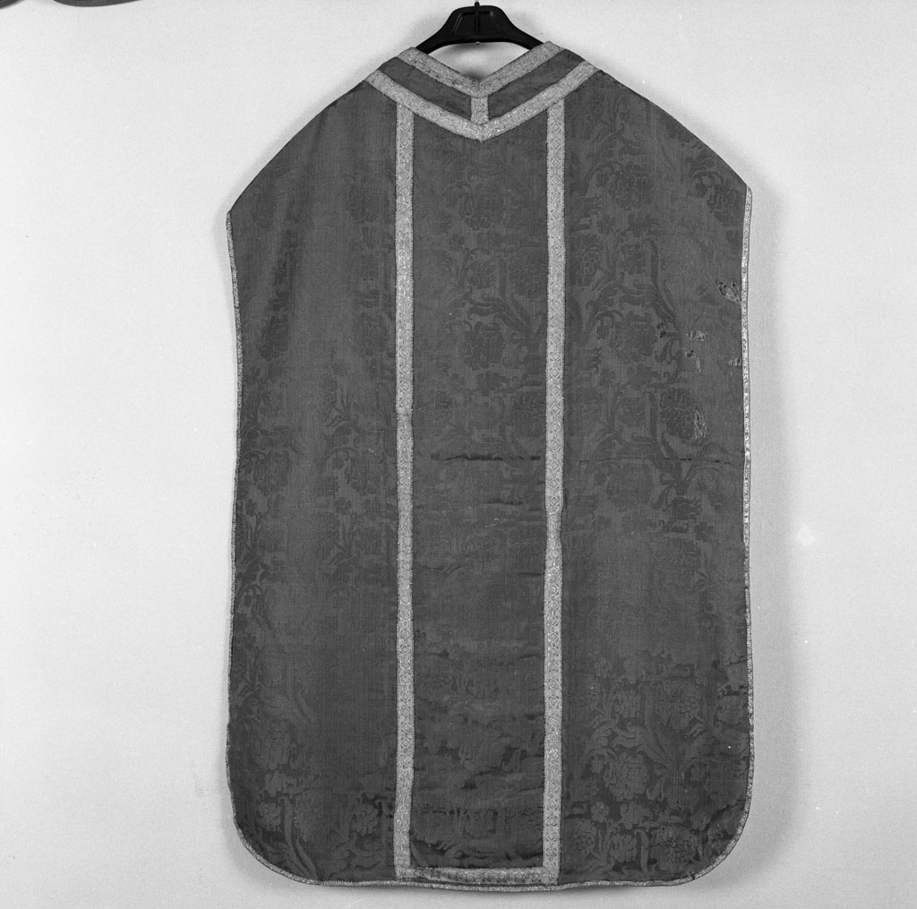 paramento liturgico - manifattura italiana (metà sec. XVII)