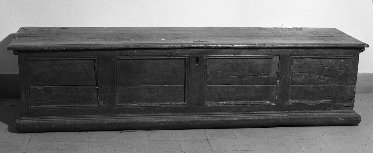 cassapanca - bottega aretina (sec. XIX)