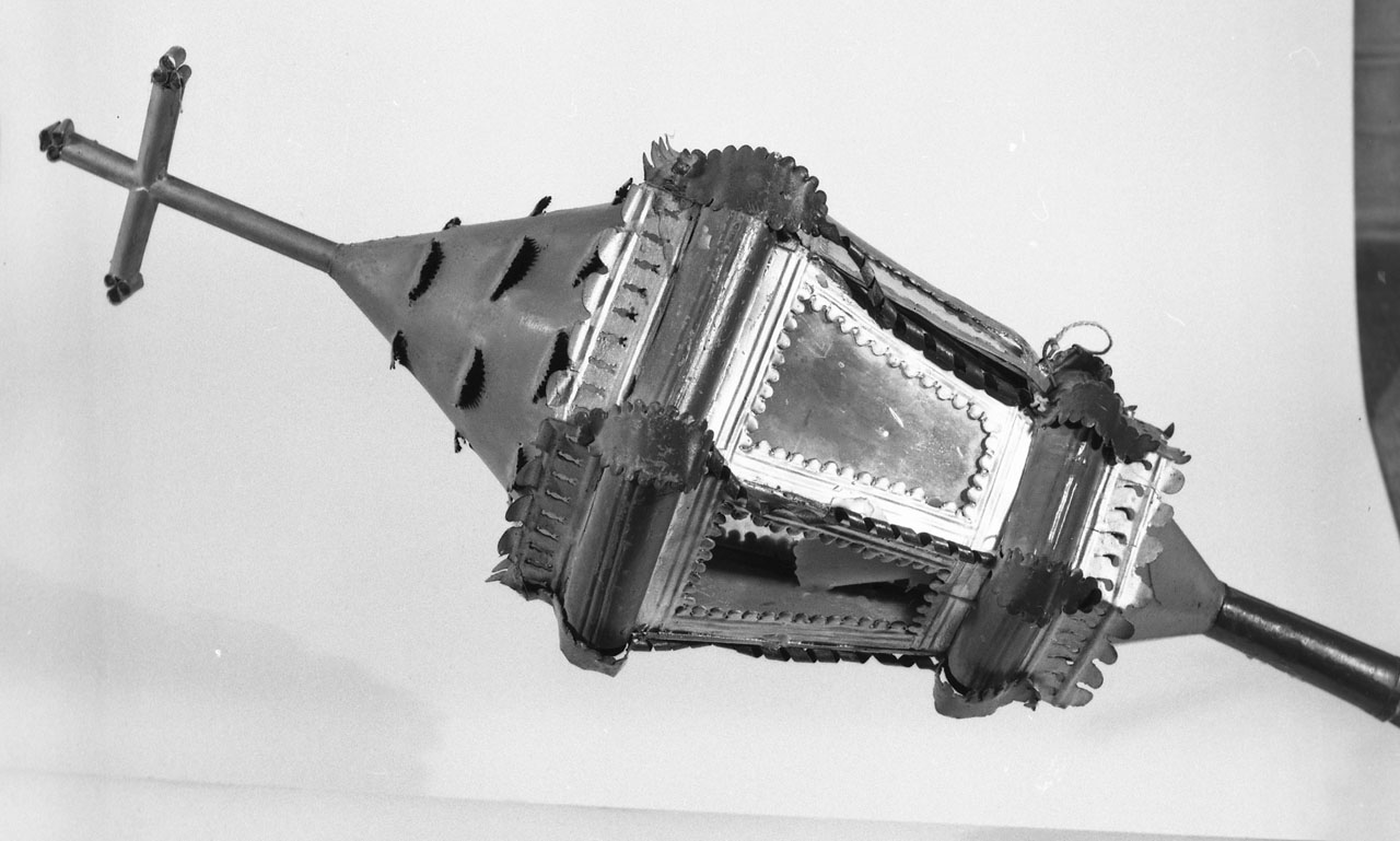 lanterna processionale, serie - bottega italiana (sec. XIX)