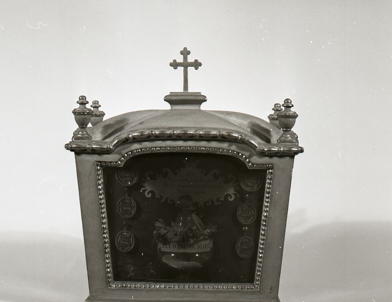 reliquiario a teca - a urna, coppia - bottega toscana (sec. XIX)