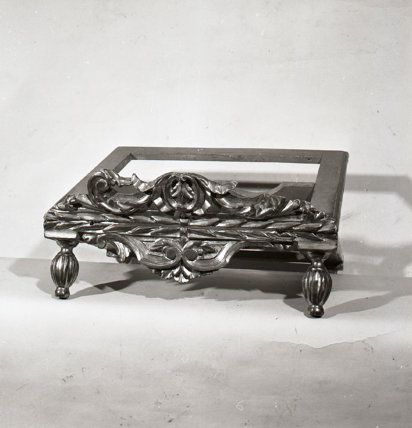 leggio - manifattura toscana (primo quarto sec. XIX)