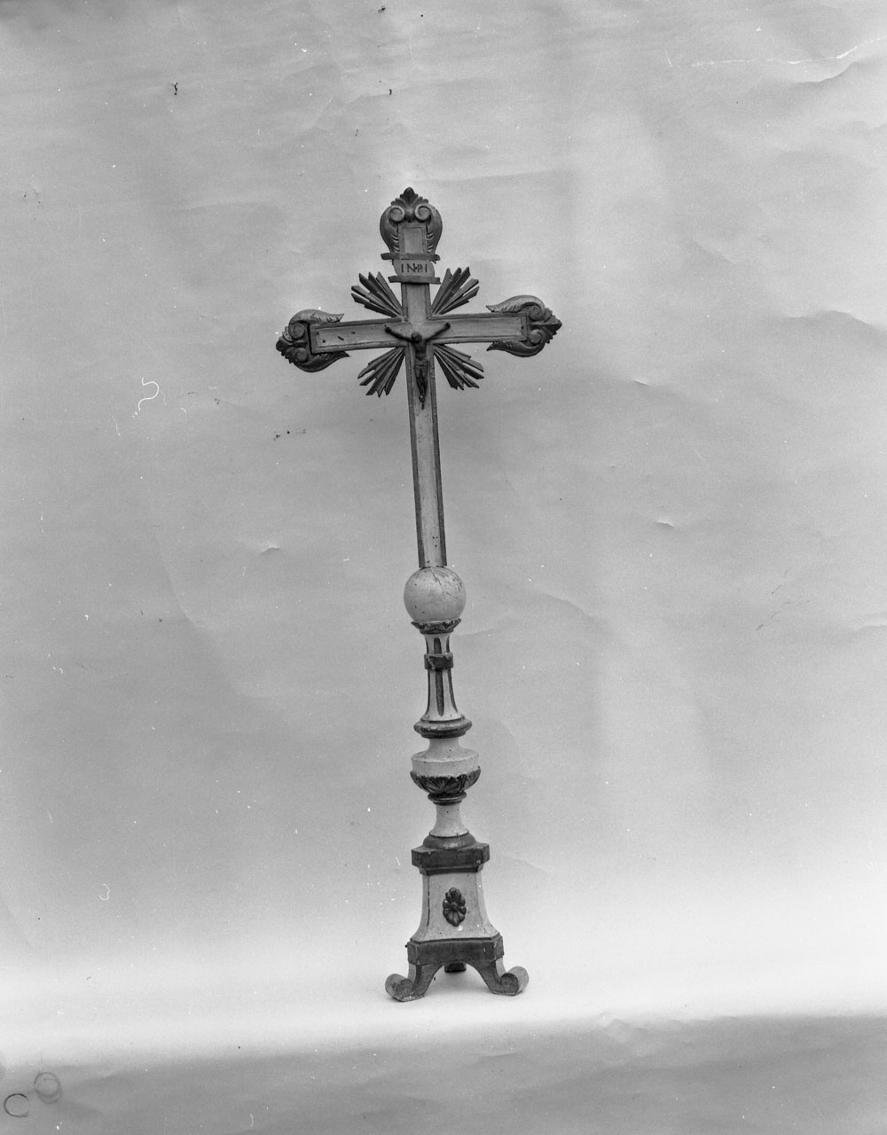 croce d'altare - bottega toscana (prima metà sec. XIX)