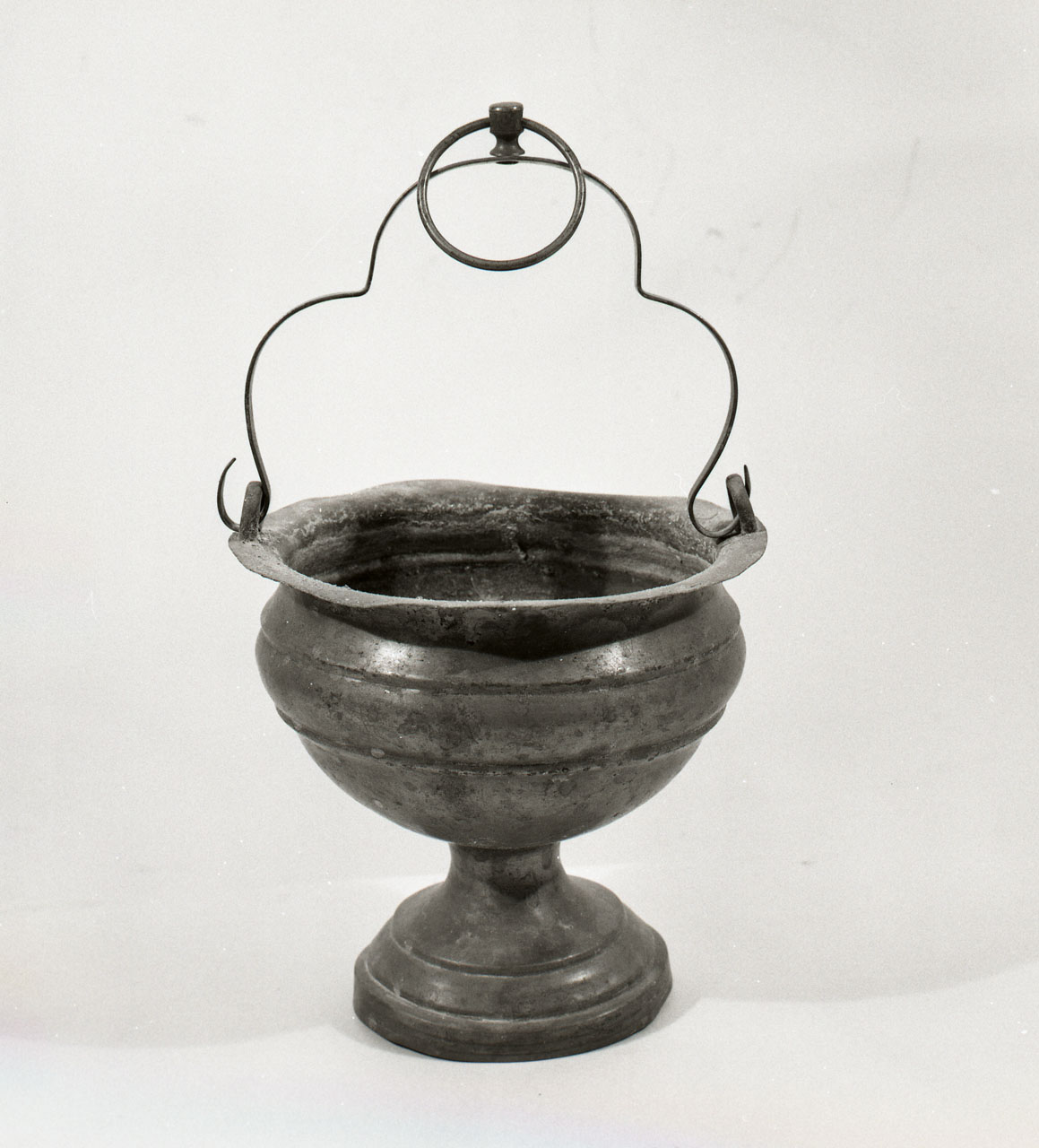 secchiello per l'acqua benedetta - bottega toscana (seconda metà sec. XVIII)