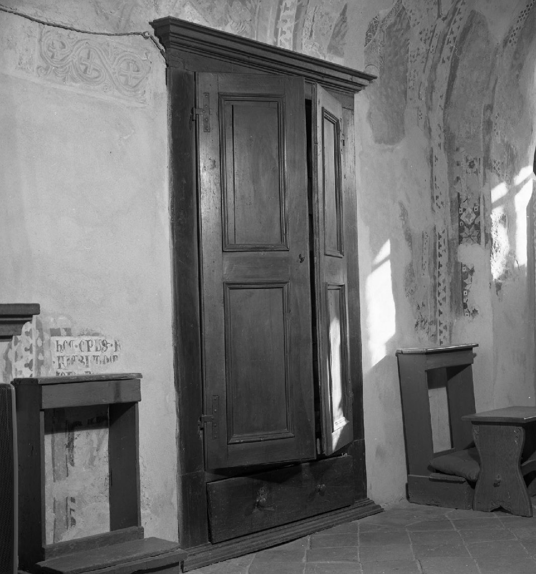 armadio - a muro - bottega toscana (prima metà sec. XVI)