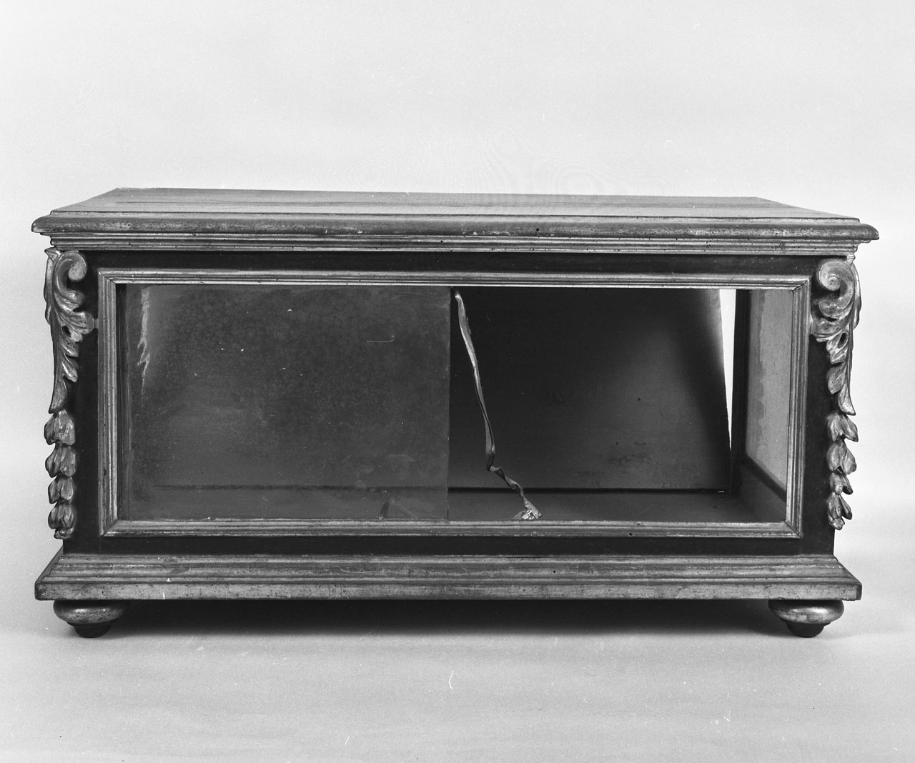 reliquiario a teca - a urna - bottega toscana (sec. XVIII)