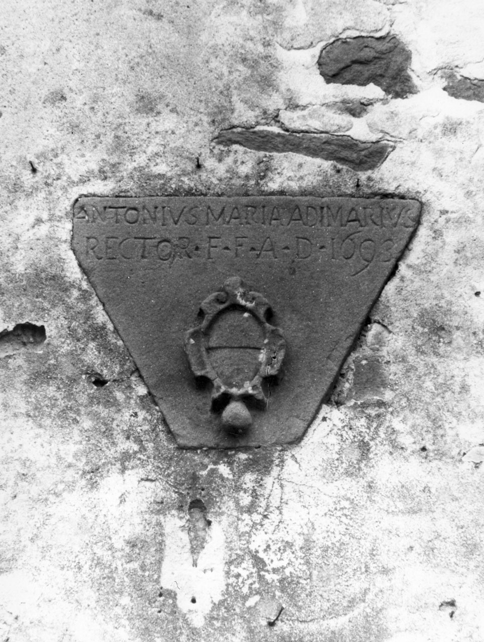 stemma (scultura) - manifattura toscana (sec. XVII)