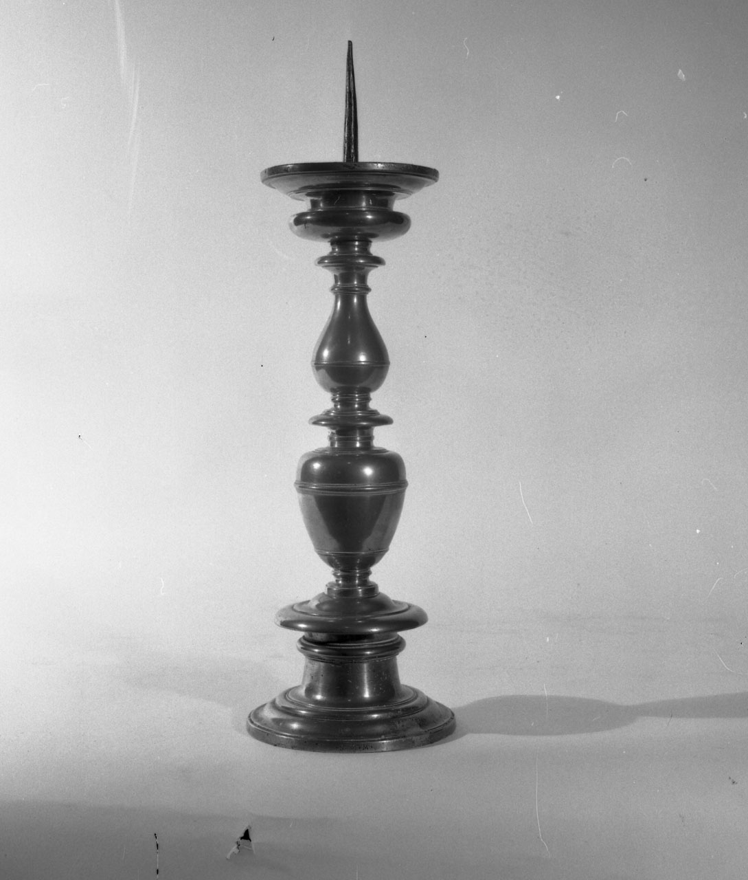 candeliere, serie - manifattura toscana (fine/inizio secc. XVII/ XVIII)