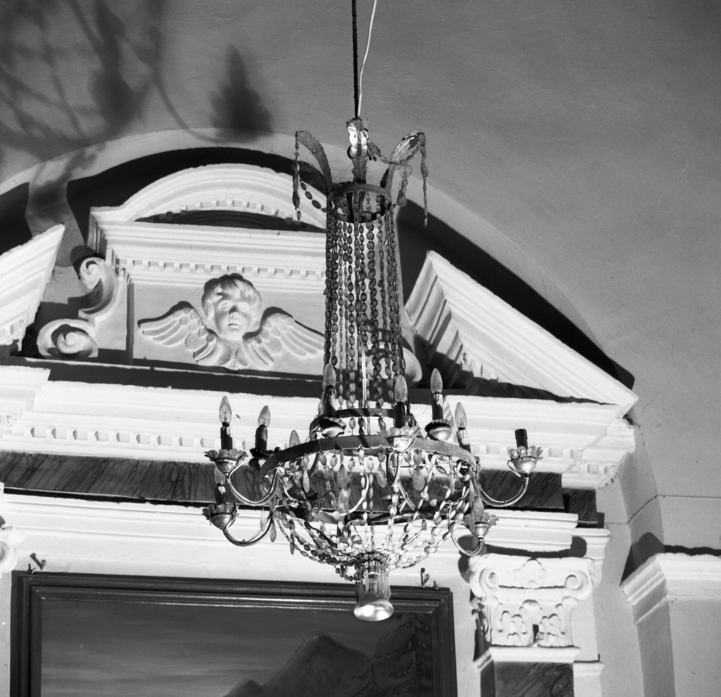 lampadario - a bracci, coppia - bottega aretina (fine sec. XIX)