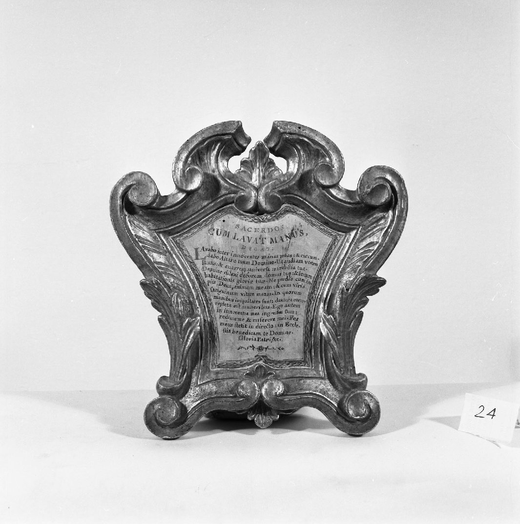 cartagloria, elemento d'insieme - bottega toscana (prima metà sec. XIX)