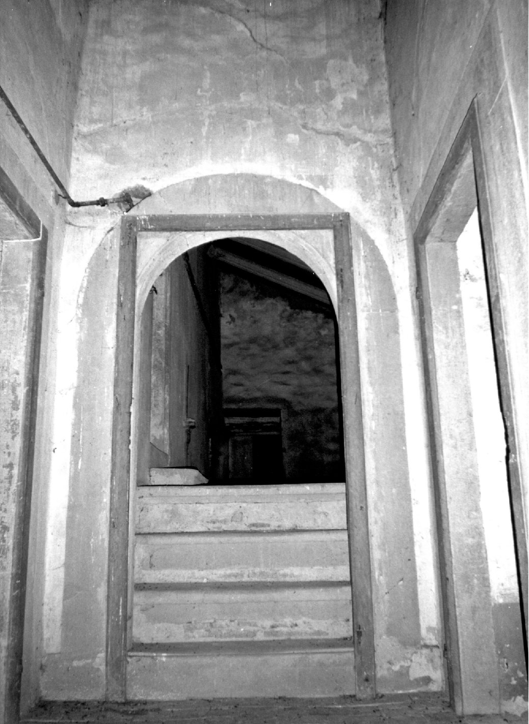 portale - ad arco - bottega toscana (fine/inizio secc. XVIII/ XIX)