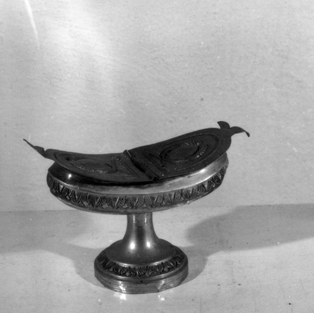 navicella portaincenso - bottega toscana (primo quarto sec. XX)