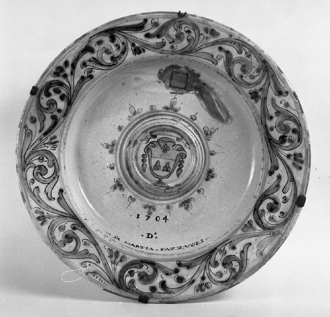 piatto - bottega derutese (sec. XVIII)