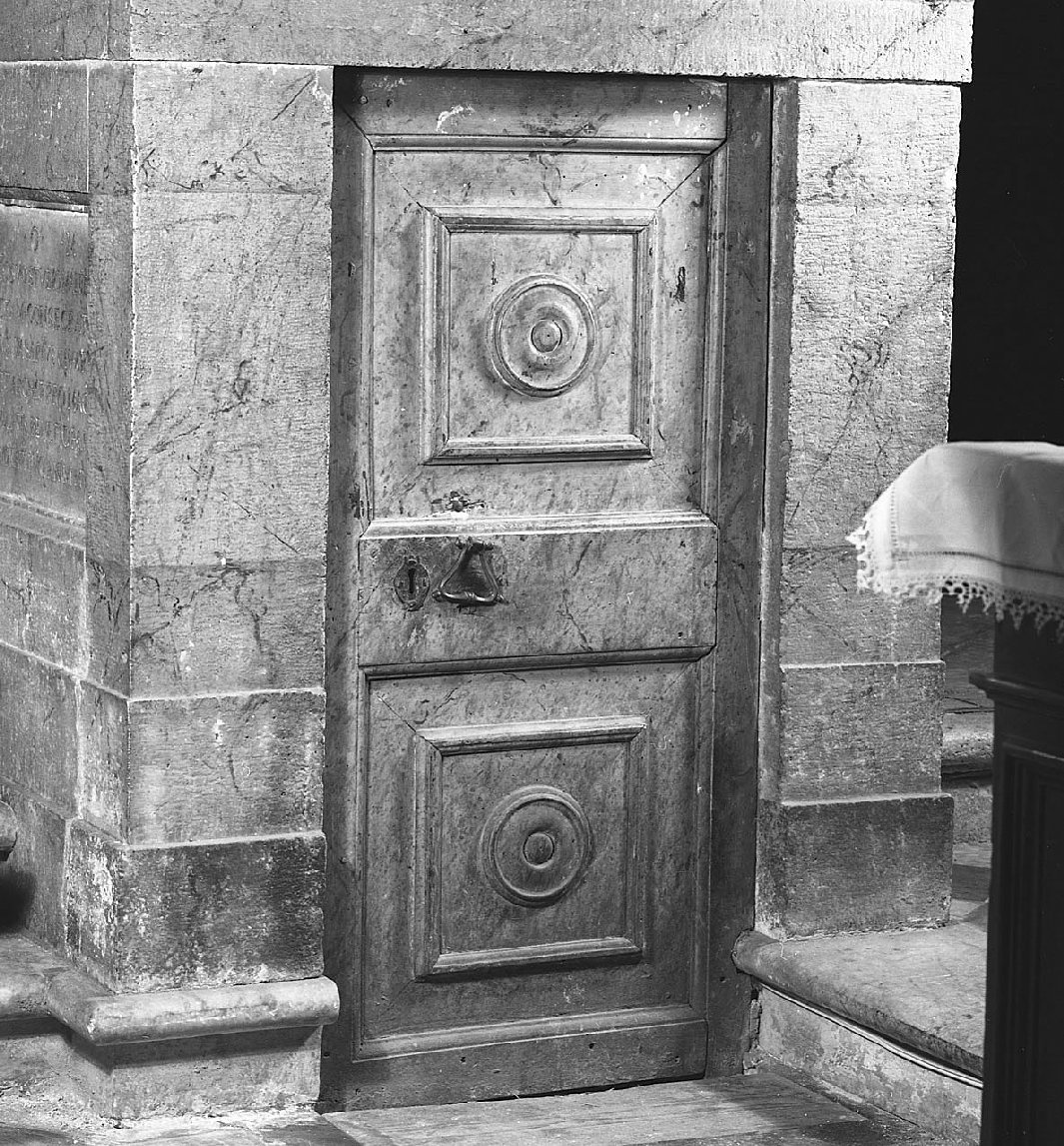 porta - ad un battente, opera isolata - bottega toscana (metà sec. XVI)