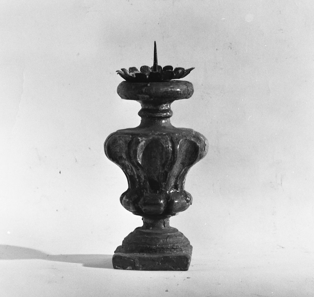 candeliere d'altare, serie - bottega toscana (fine sec. XVIII)