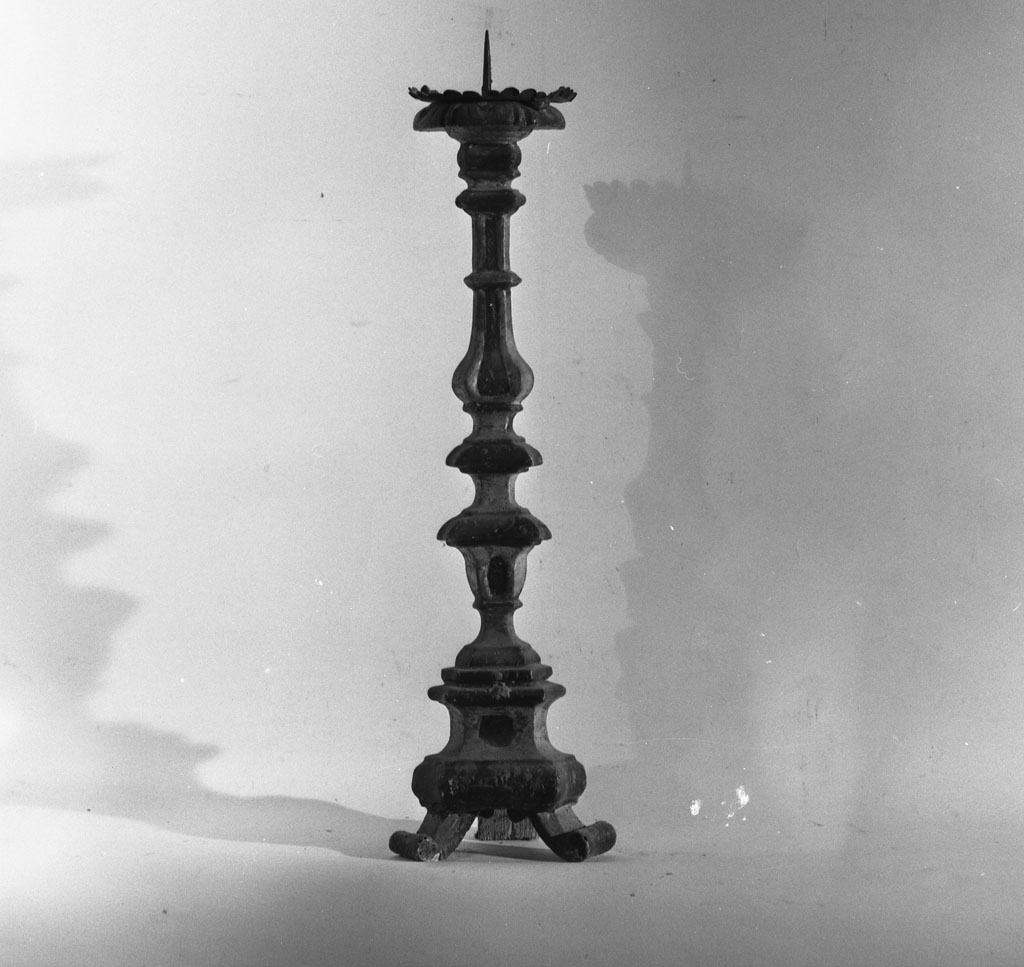 candeliere d'altare, coppia - bottega toscana (fine sec. XVIII)