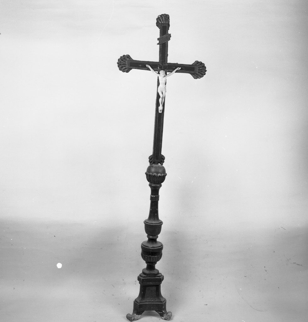 croce d'altare - bottega toscana (inizio sec. XIX)