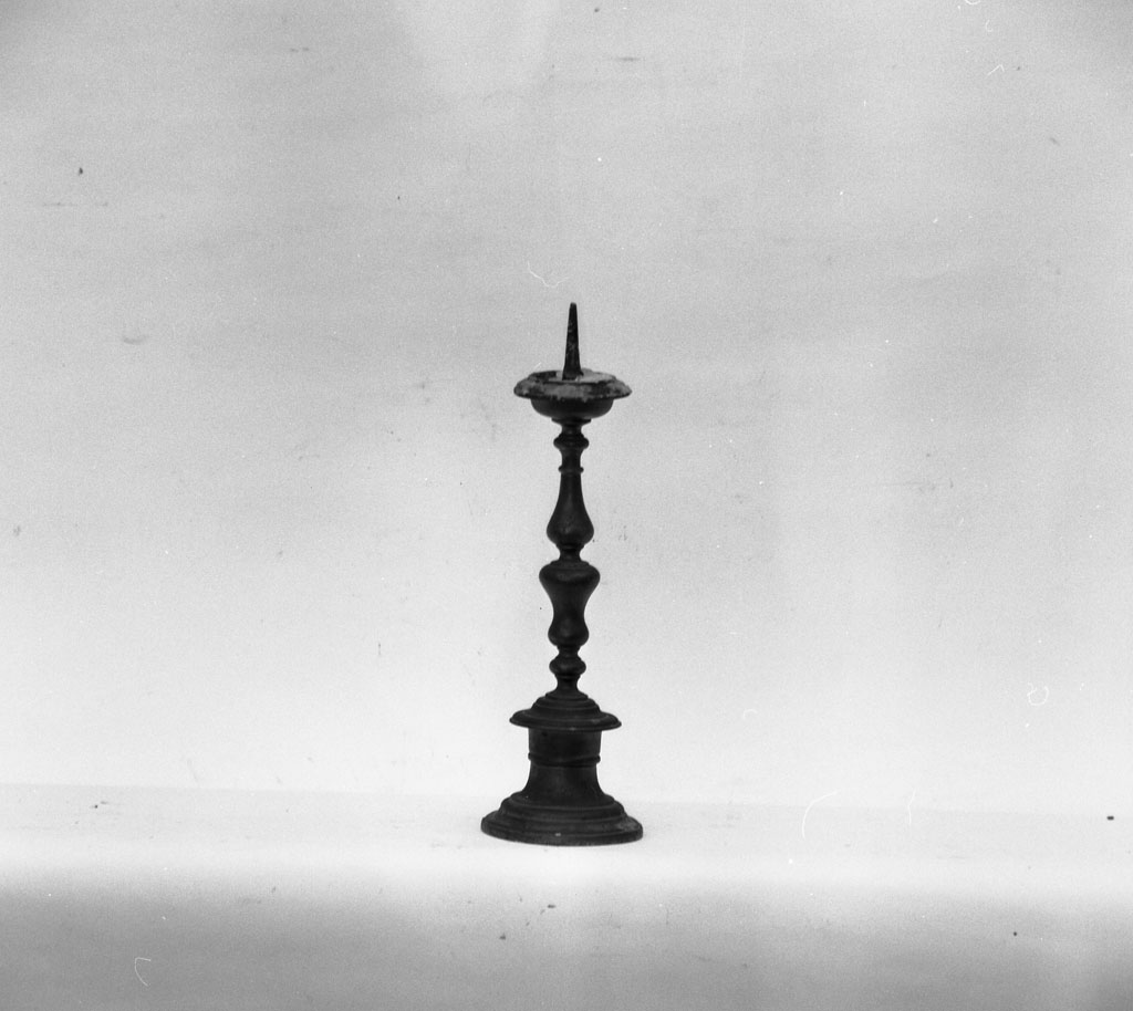 candeliere, serie - bottega toscana (inizio sec. XVIII)