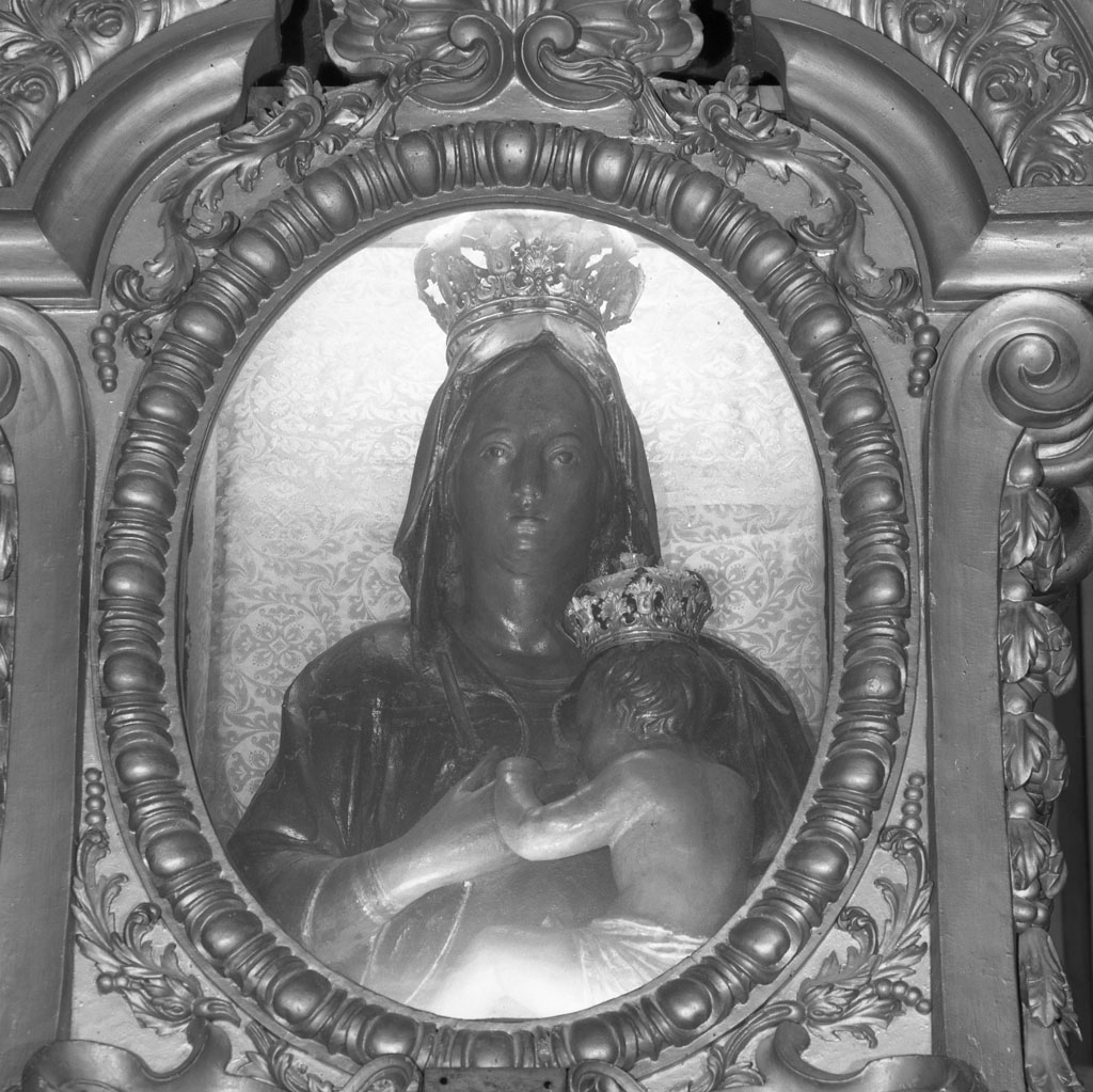 La Vergine Santissima del Vero Latte, Madonna con Bambino (scultura) - bottega toscana (sec. XVII)