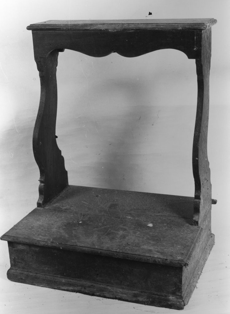inginocchiatoio - bottega toscana (seconda metà sec. XIX)