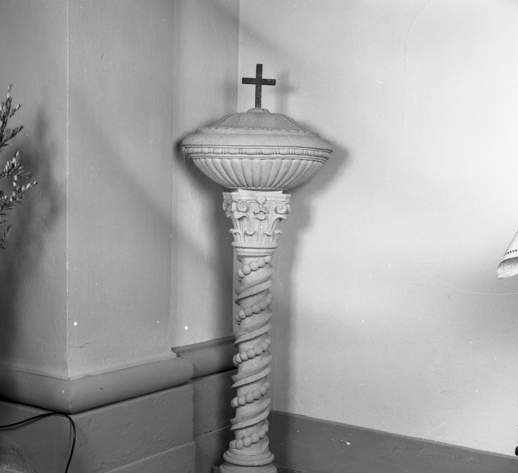 fonte battesimale - bottega toscana (sec. XIX)