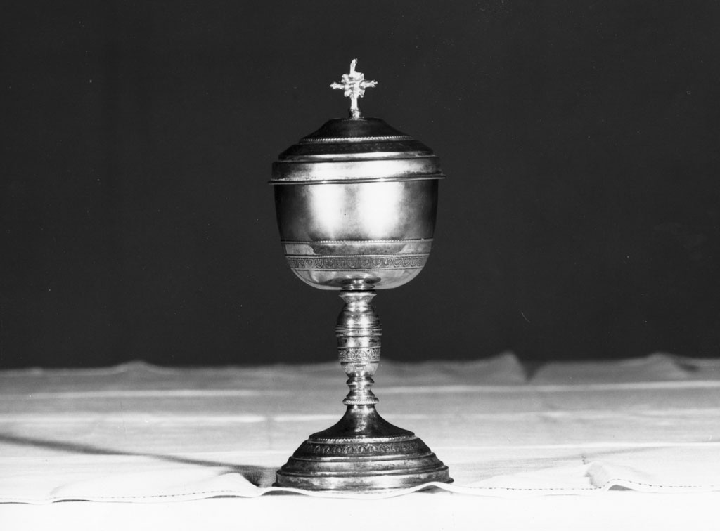 pisside - bottega aretina (fine/inizio secc. XIX/ XX)