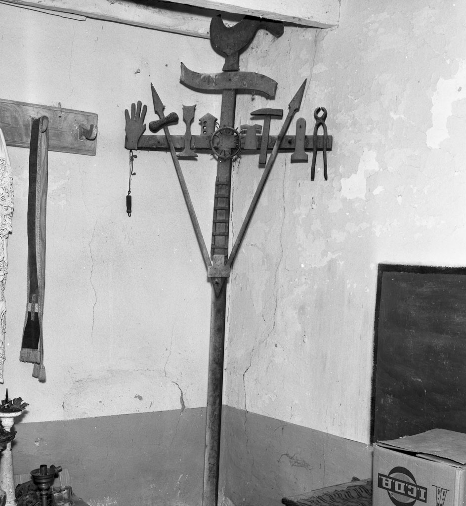 croce del Venerdì Santo - manifattura aretina (seconda metà sec. XIX)