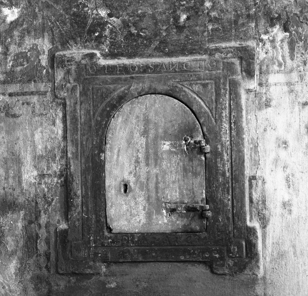 armadietto per oli santi - manifattura aretina (sec. XVIII)