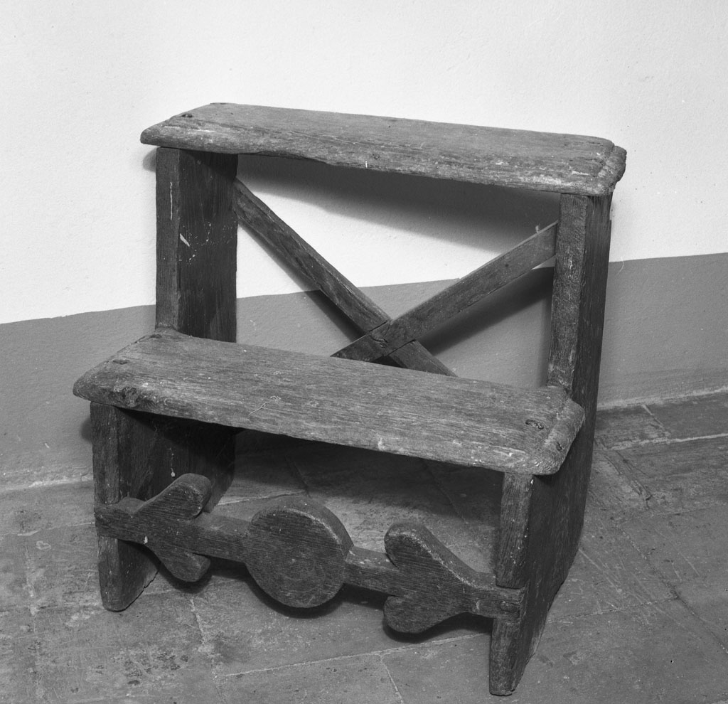 scaletta - manifattura aretina (inizio sec. XX)