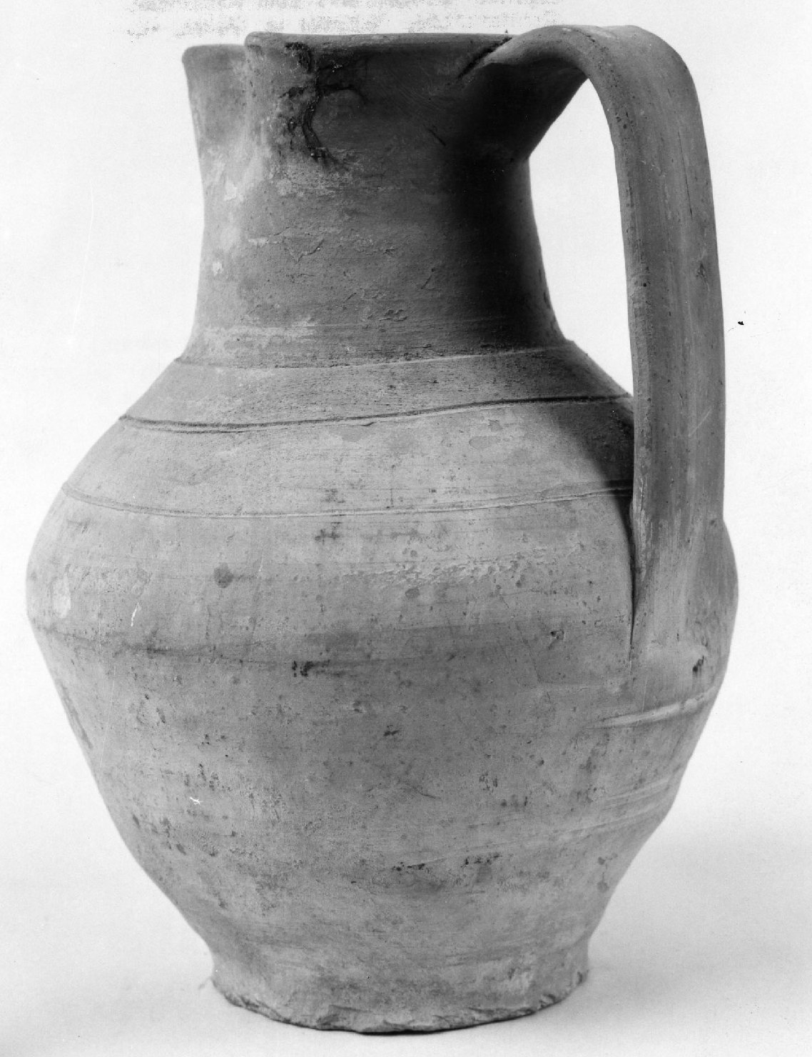 brocca, opera isolata - bottega aretina (sec. XV)