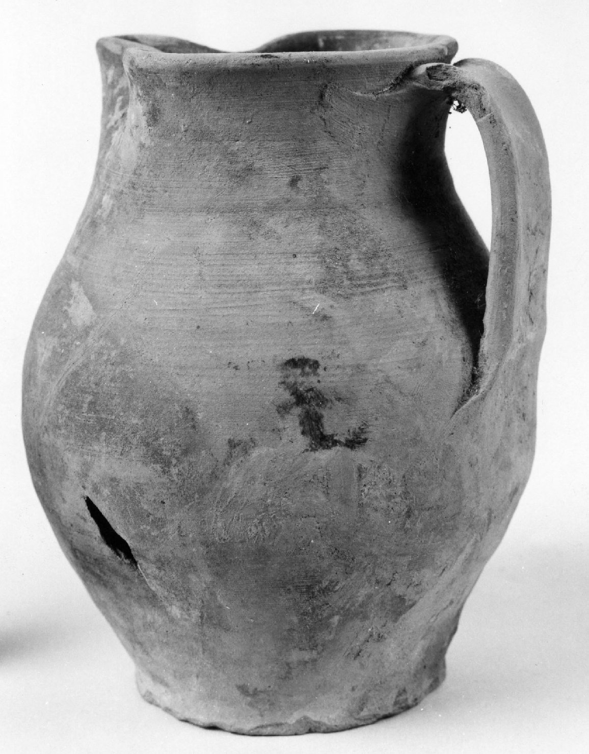 brocca, opera isolata - bottega aretina (sec. XV)