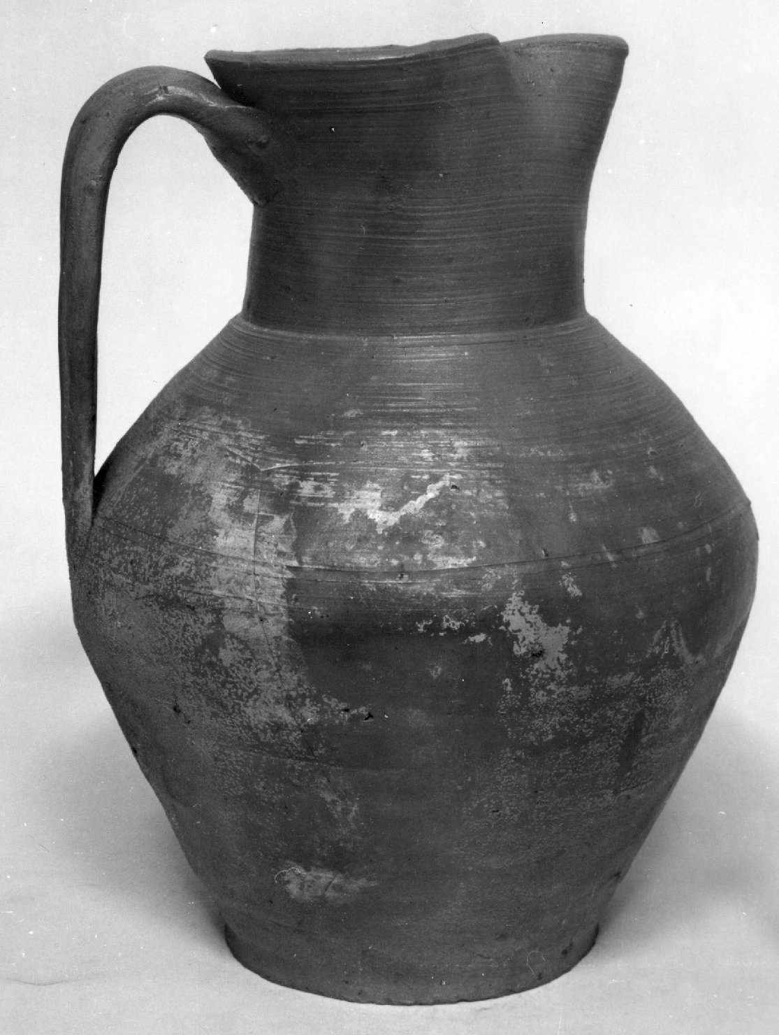 brocca, opera isolata - bottega aretina (sec. XV)