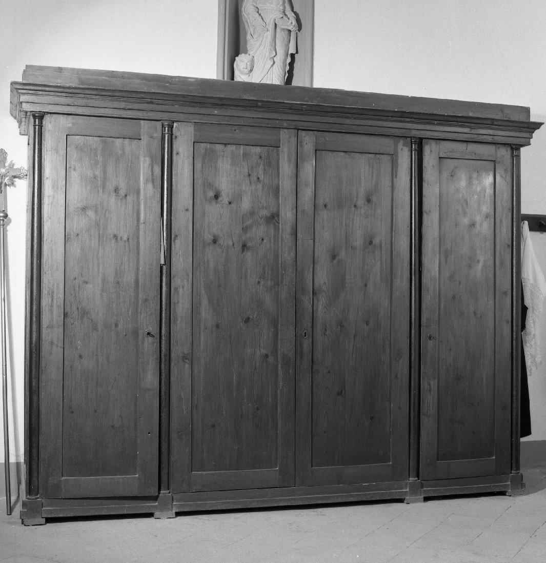 armadio - bottega toscana (prima metà sec. XIX)