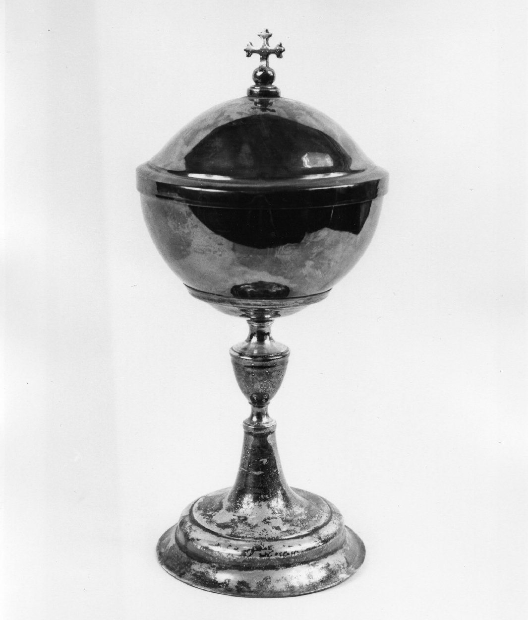 pisside - bottega toscana (fine/inizio secc. XVIII/ XIX)