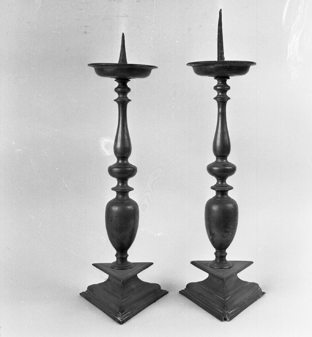 candeliere, serie - bottega toscana (sec. XVII)