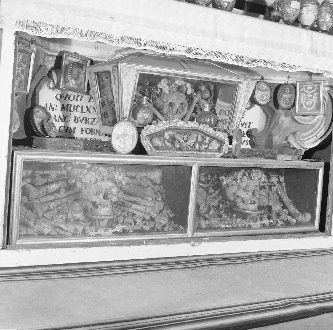 reliquiario a teca - bottega italiana (fine sec. XVIII)