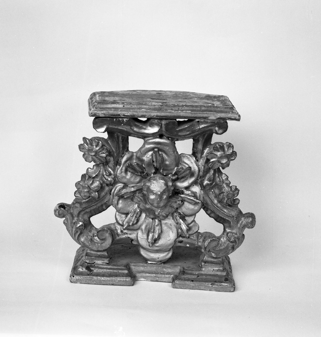 piedistallo - bottega toscana (prima metà sec. XVIII)