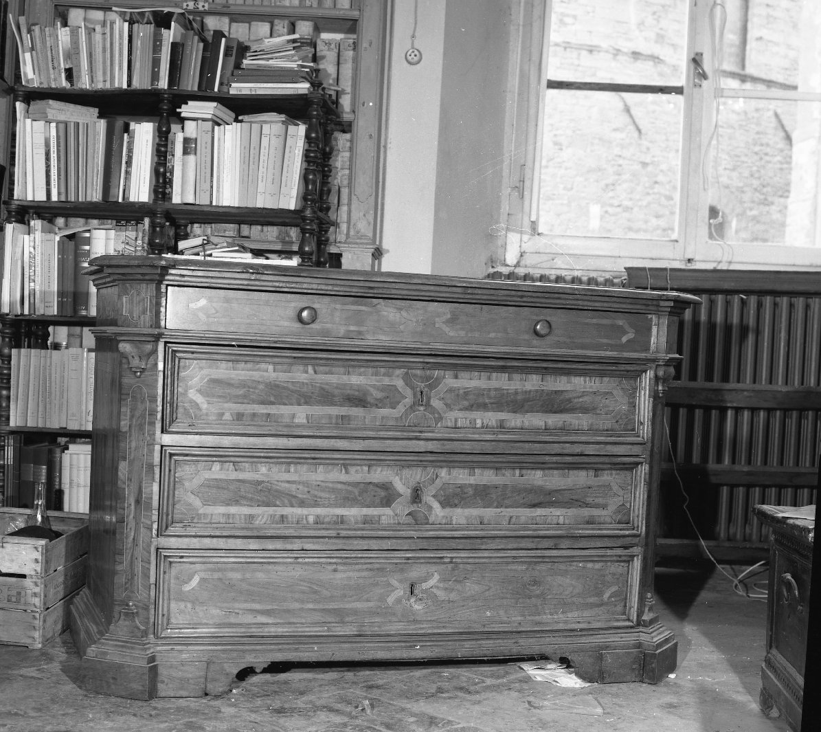 cassettone - bottega toscana (fine sec. XVIII)