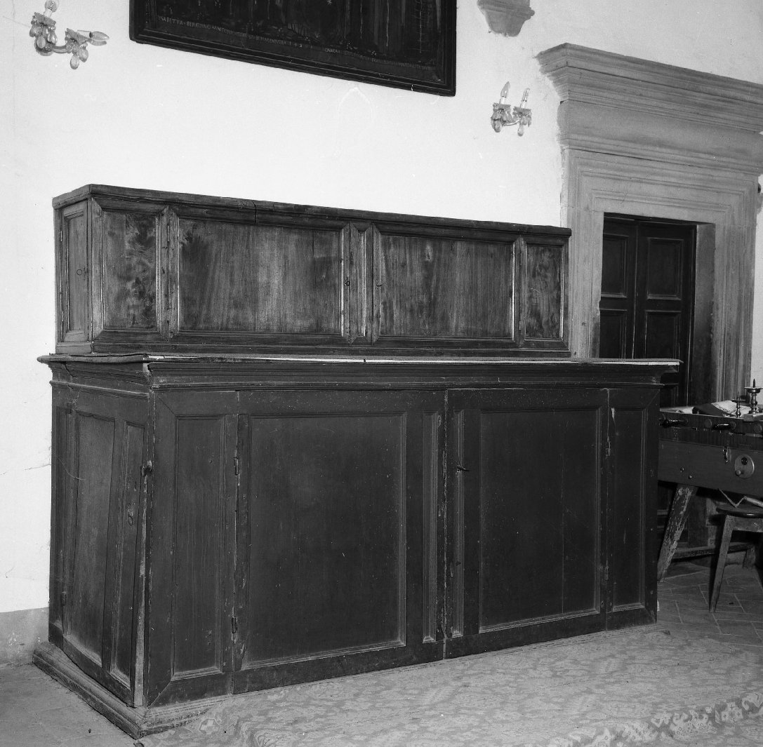 mobile da sacrestia - bottega toscana (fine/inizio secc. XVI/ XVII)