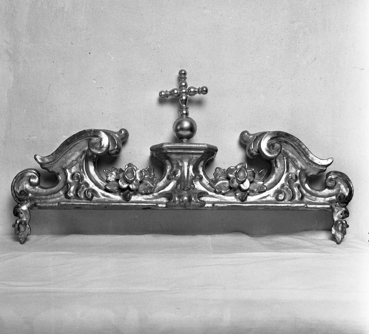 fastigio - bottega casentinese (sec. XVIII)