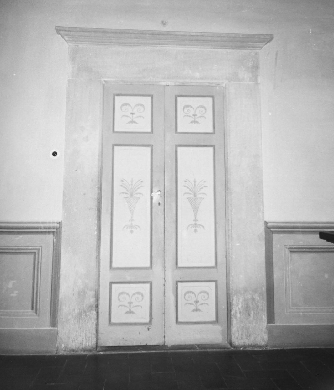 mostra di portale, pendant - bottega toscana (secc. XVI/ XX)