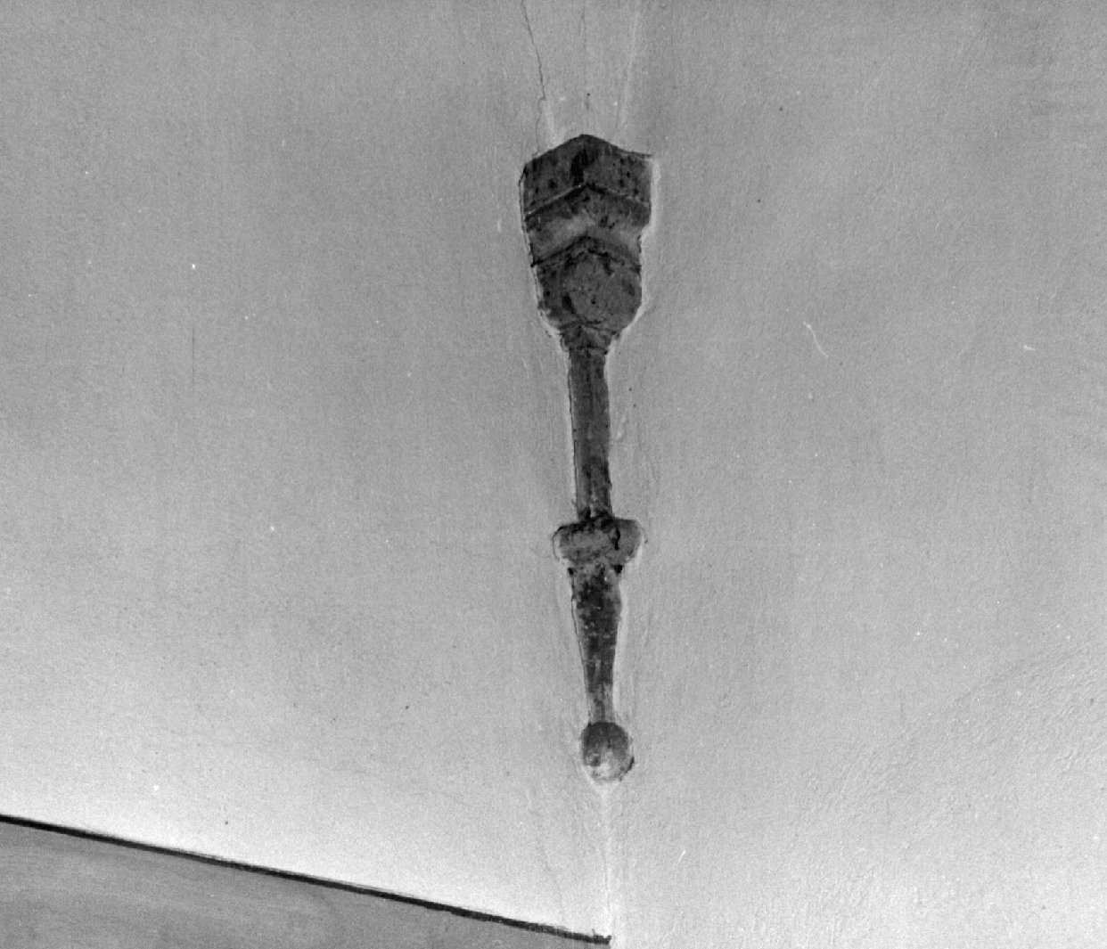 peduccio - angolare, serie - bottega toscana (secc. XVI/ XX)