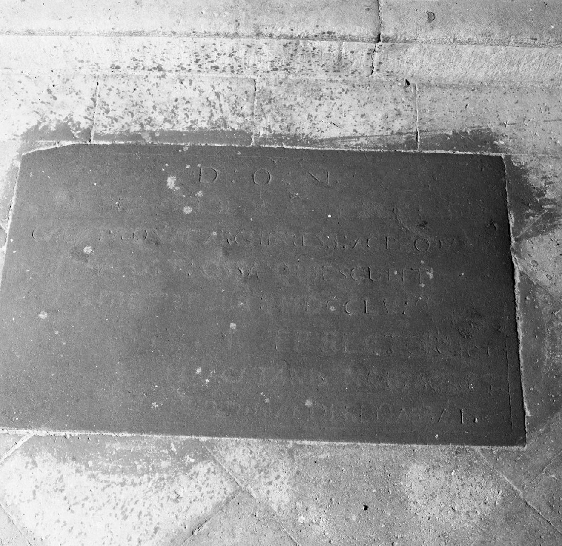 lastra tombale - bottega toscana (sec. XVIII)