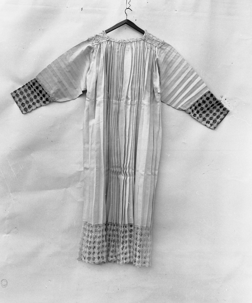 camice - manifattura toscana (fine/inizio secc. XIX/ XX)