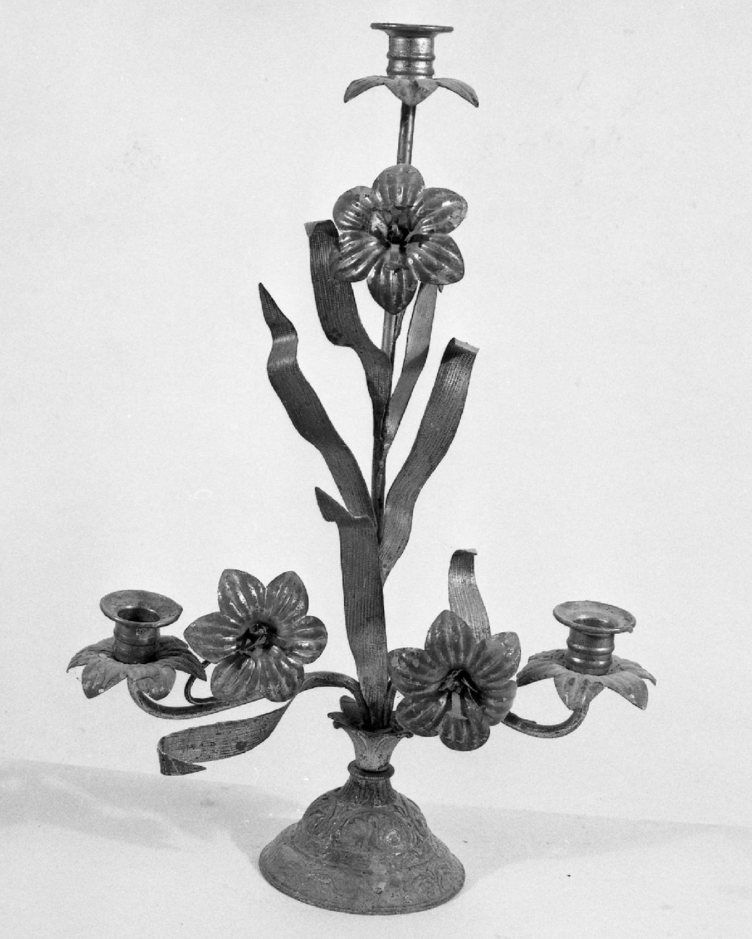 candeliere d'altare, serie - bottega toscana (inizio sec. XX)