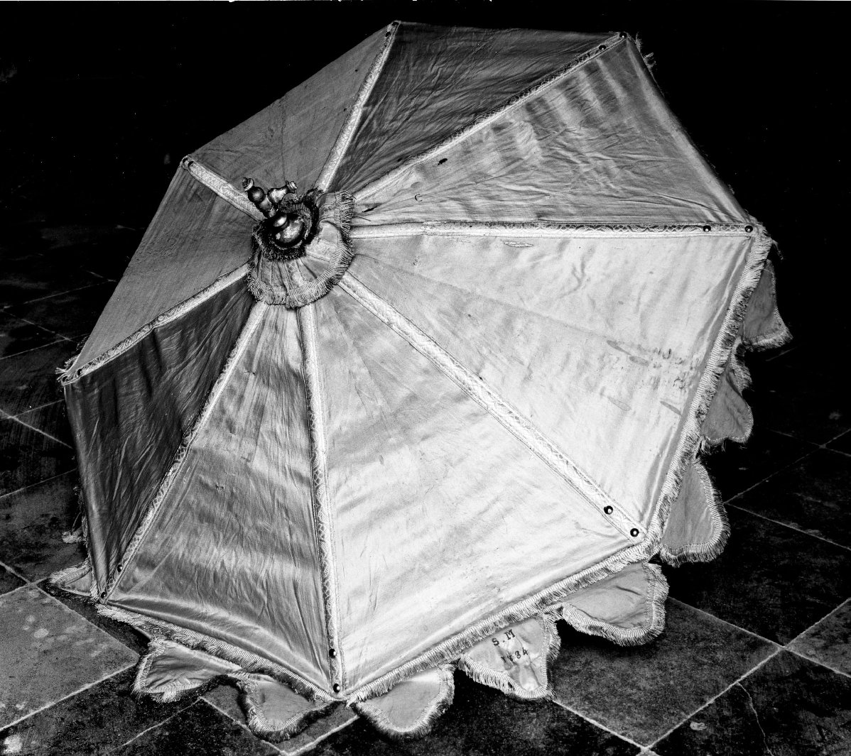 ombrellino processionale - bottega italiana (sec. XIX)