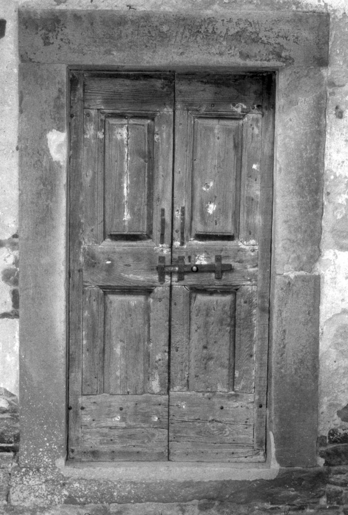 porta - a due battenti - bottega toscana (secc. XVII/ XVIII)