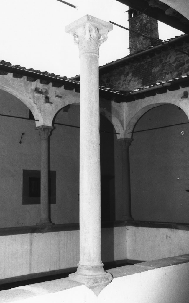 colonna - bottega toscana (secc. XV/ XVI)
