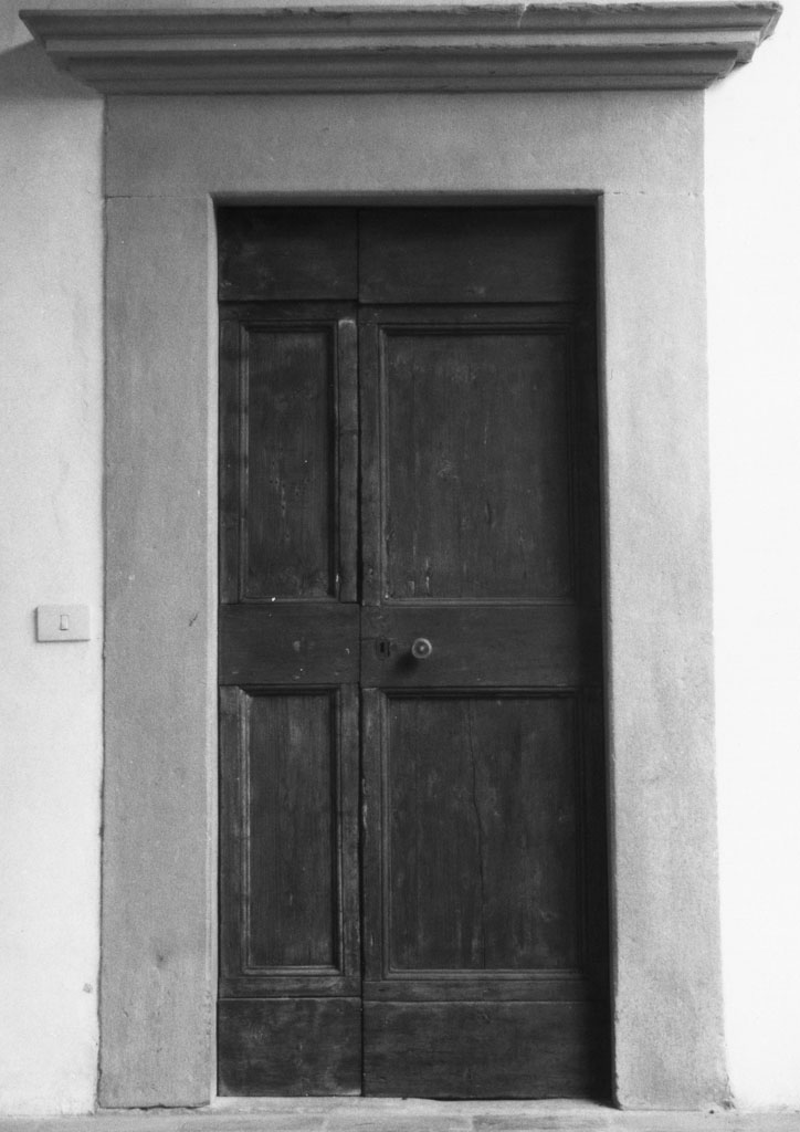 porta - a due battenti - bottega toscana (secc. XVI/ XVII)