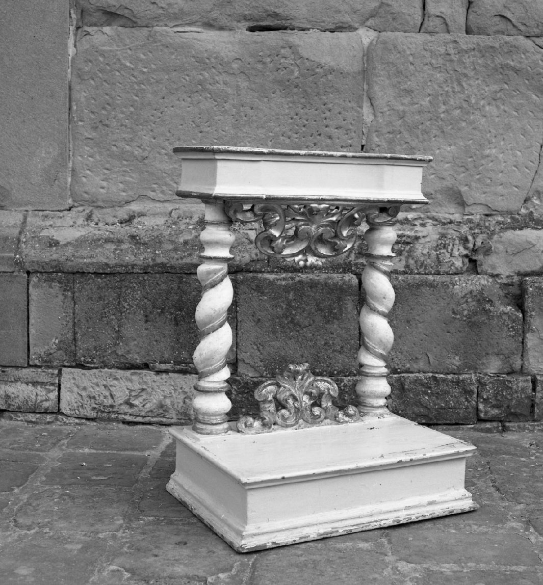 inginocchiatoio - a montanti sagomati - bottega toscana (ultimo quarto sec. XVIII)