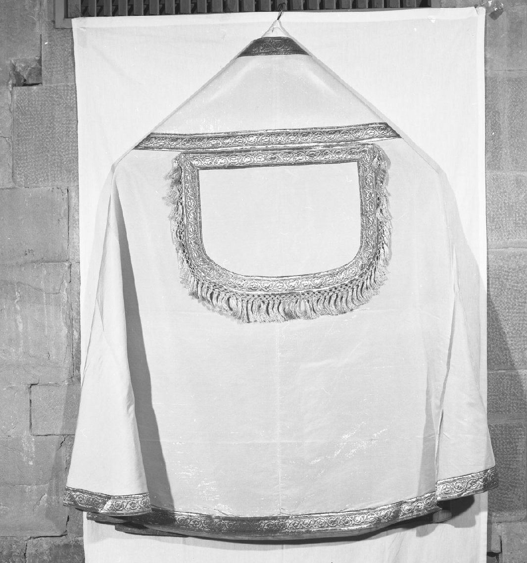 piviale - manifattura toscana (sec. XIX)